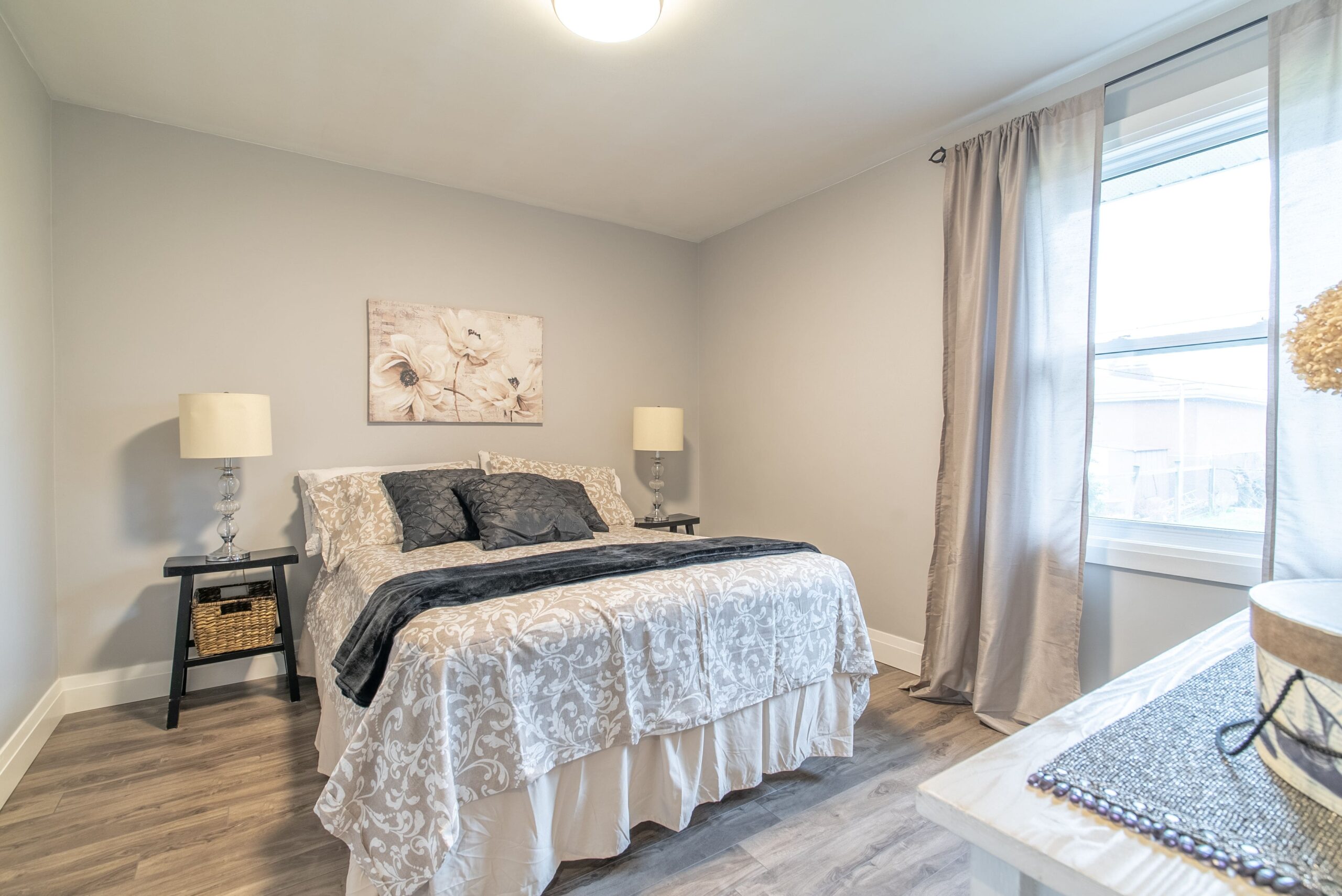 Copy of IMG_0105-min