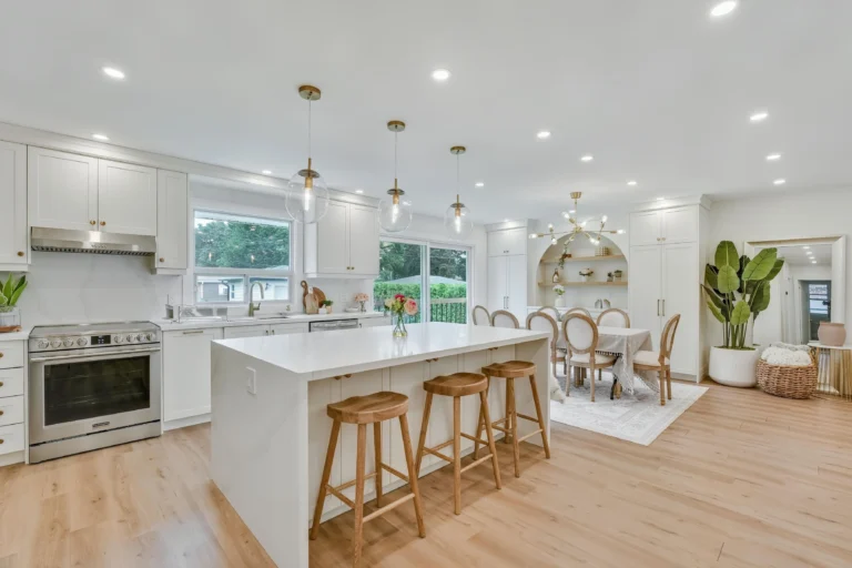 Read more about the article Recessed vs Track Lighting: Pros, Cons, and Best Uses for Each