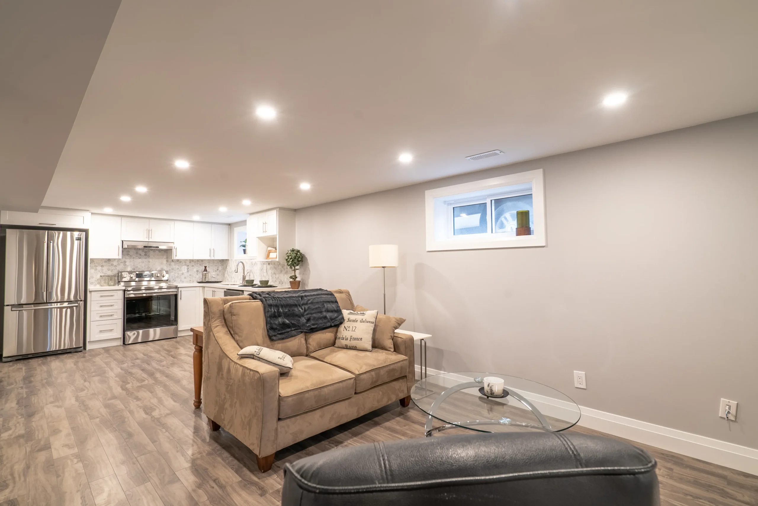 photo-basement-family-room-with-kitchen